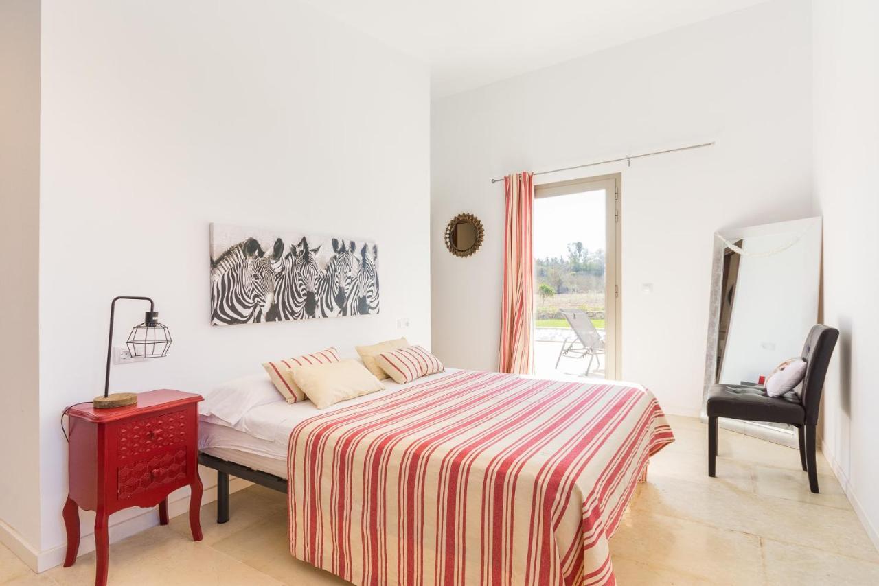 Gorrio Petit Villa María de la Salud
